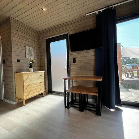 34 Przy Plazy Lodge *