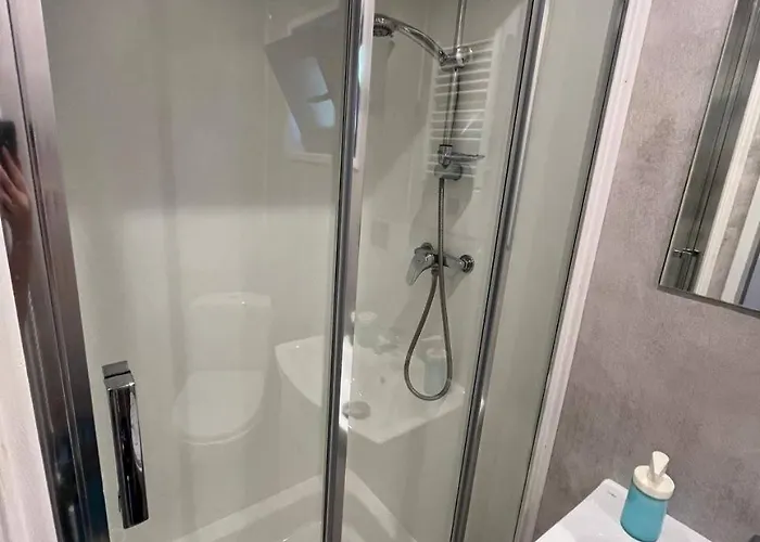 34 Przy Plazy Lodge *